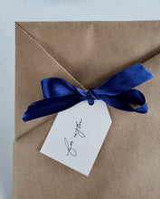 Load image into Gallery viewer, White Glove Gift Wrapping Service
